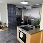 Highrise Horizon Penthouse